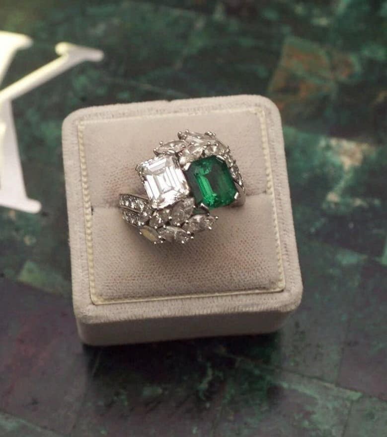 Diamonds and Emerald cluster ring